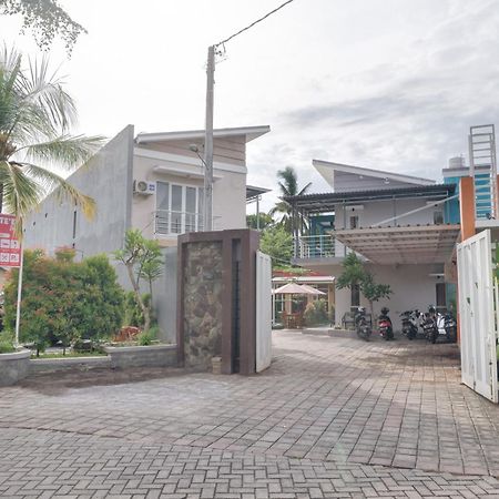 Super Oyo 1579 Kate'El Inn Banyuwangi  Eksteriør bilde